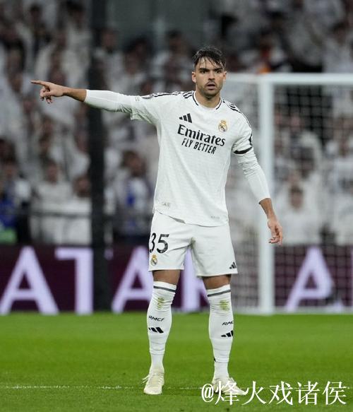 劳尔-阿森西奥发文哀悼祖父:愿你陪伴我每一步 劳尔-阿森西奥发文哀悼祖父:愿你陪伴我每一步